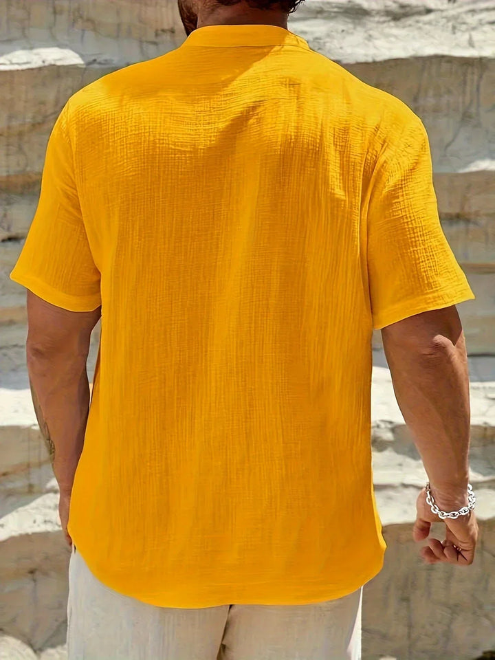 Camicia estiva elegante con colletto alto