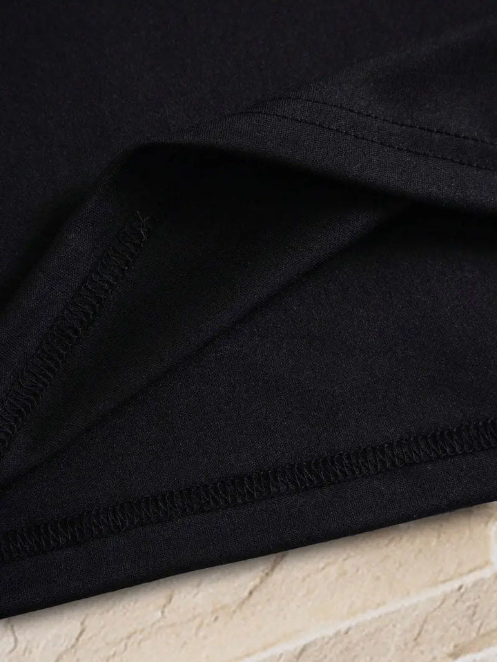 T-shirt alla moda a maniche corte