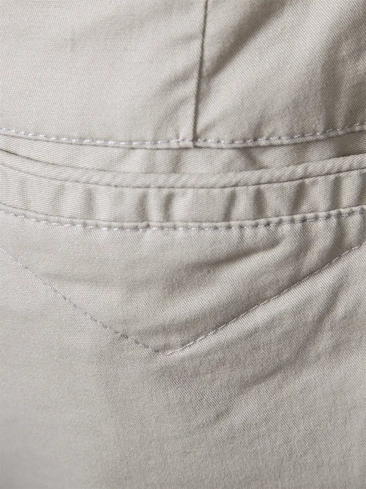 Pantaloni corti in cotone con tasche