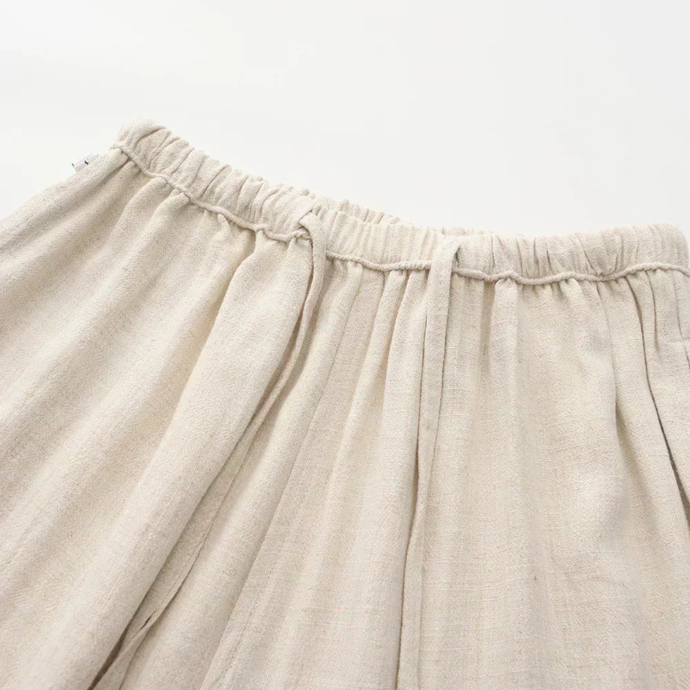 Pantaloni slim in lino