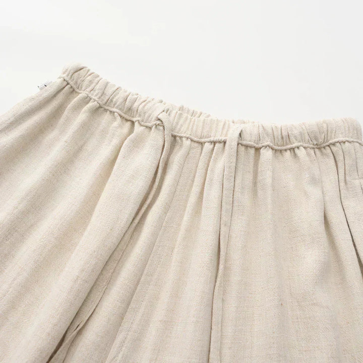 Pantaloni slim in lino