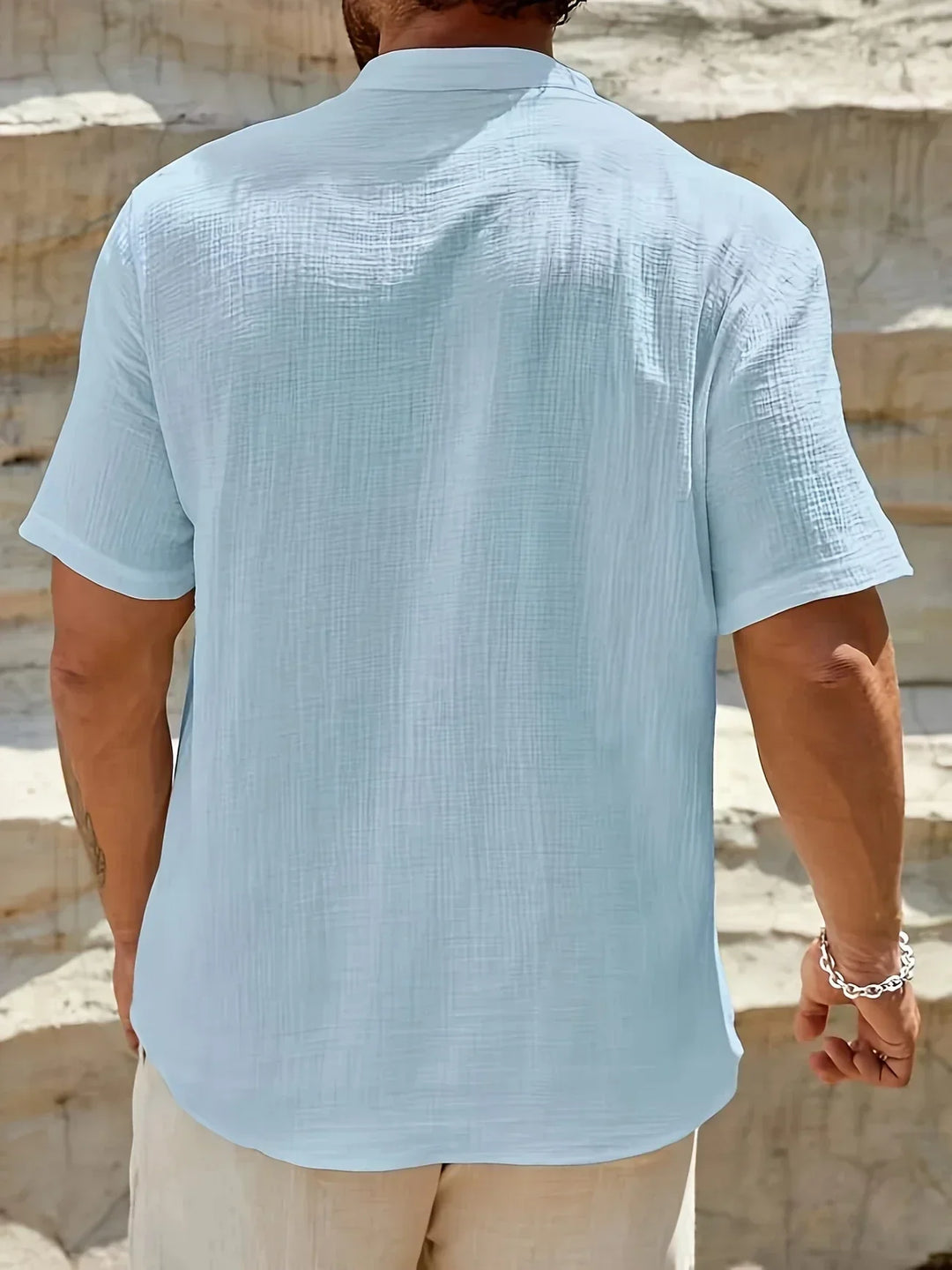 Camicia estiva elegante con colletto alto