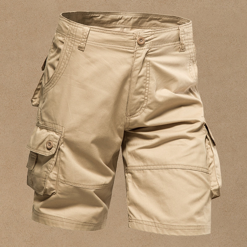 Pantaloni corti estivi comodi con molteplici tasche