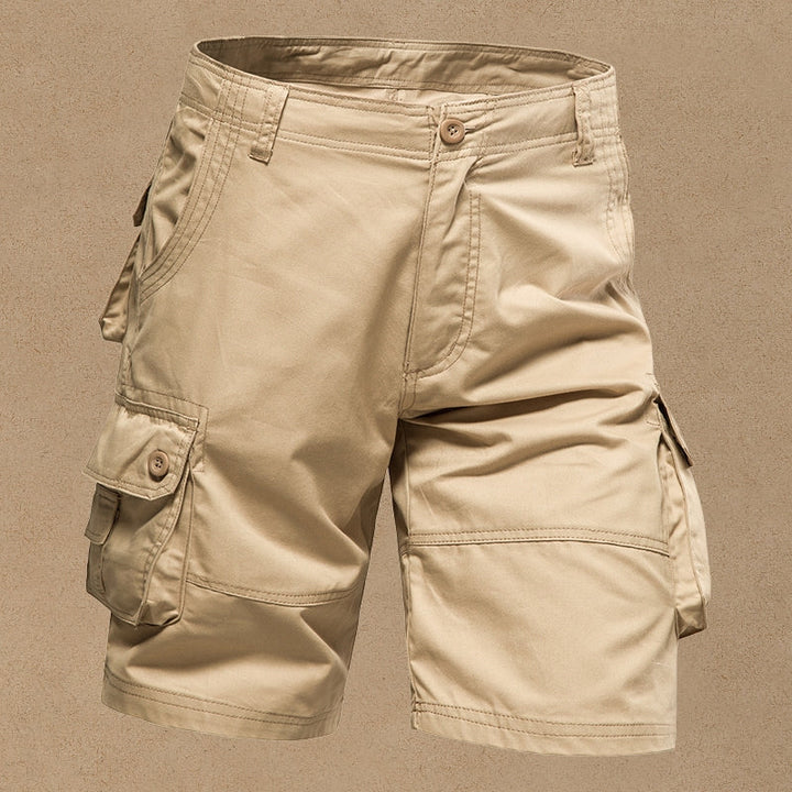 Pantaloni corti estivi comodi con molteplici tasche