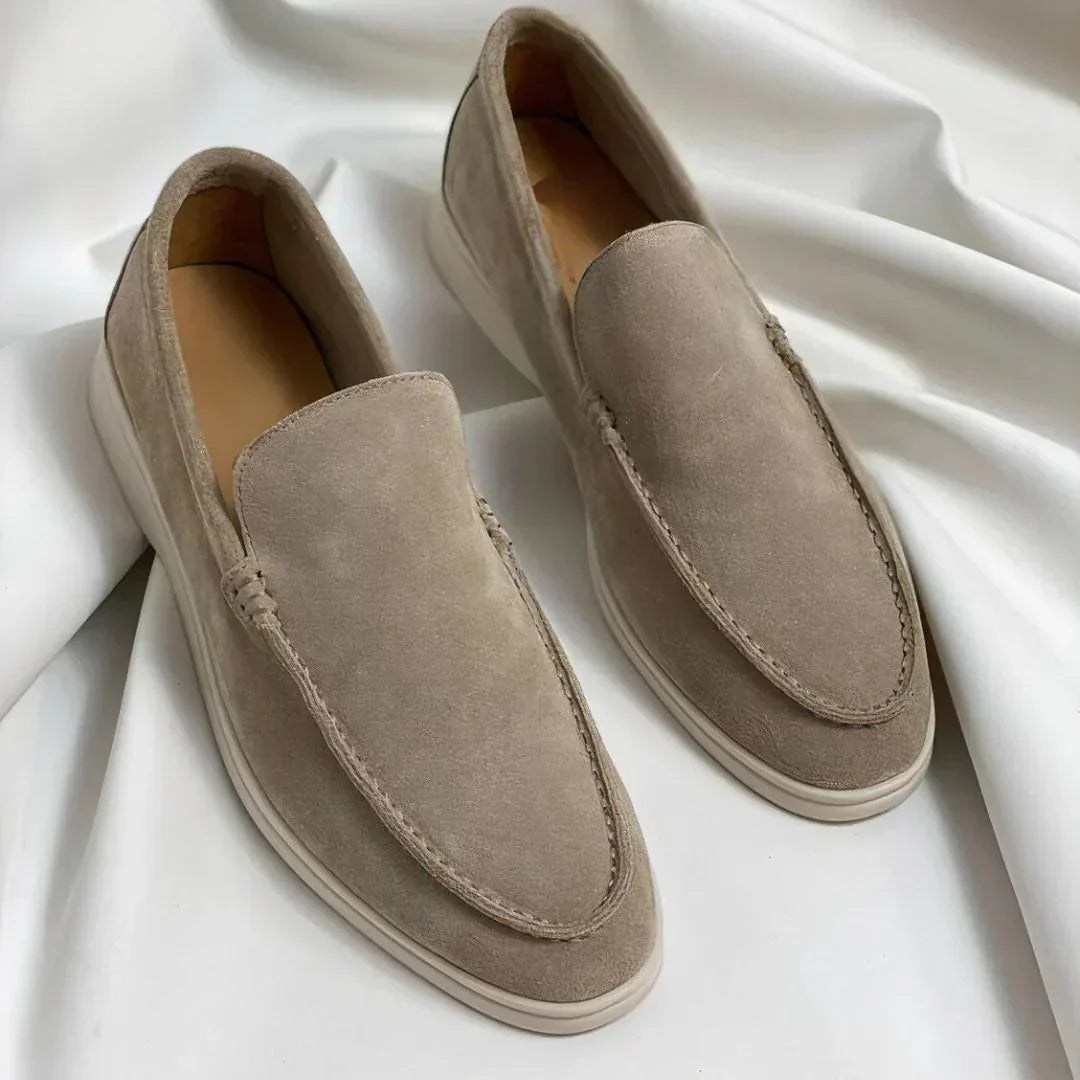 Mocassini eleganti in suede