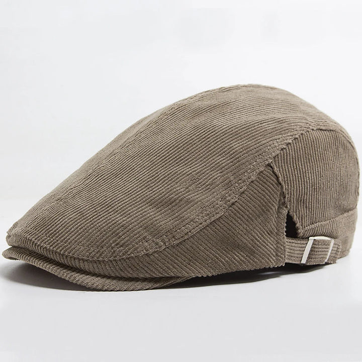 Cappello in velluto a coste