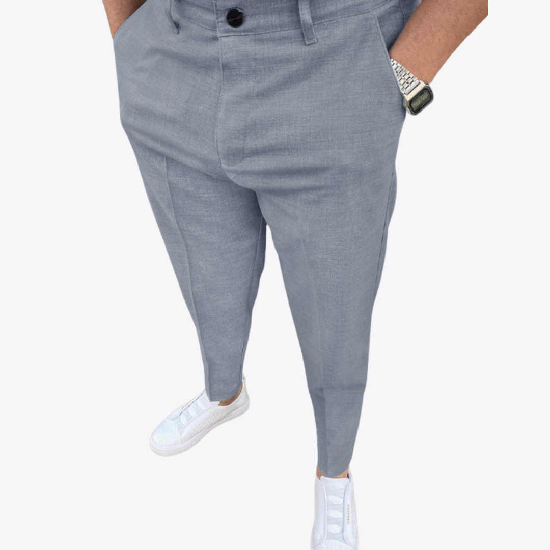 Pantaloni casual slim fit