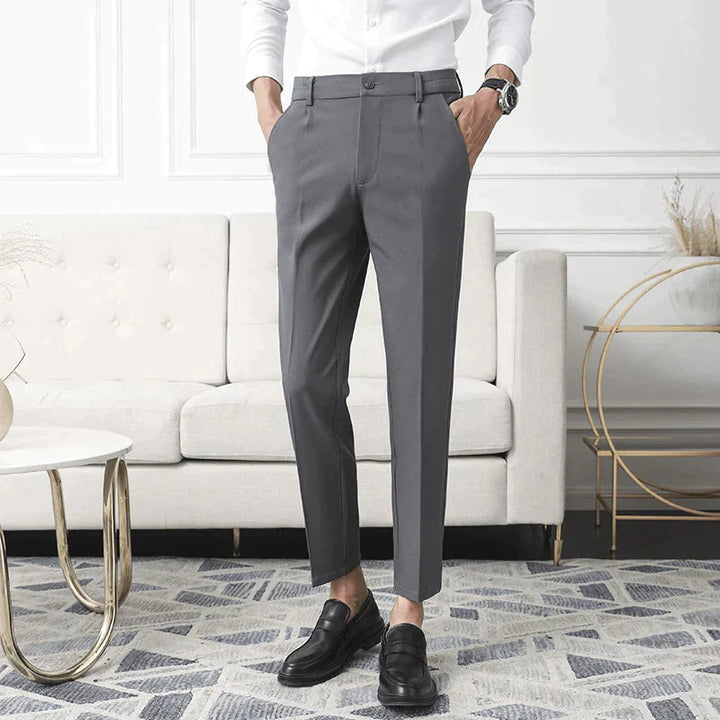 Pantaloni estensibili