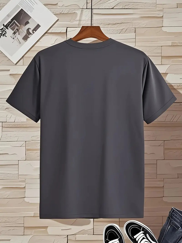 T-shirt alla moda a maniche corte