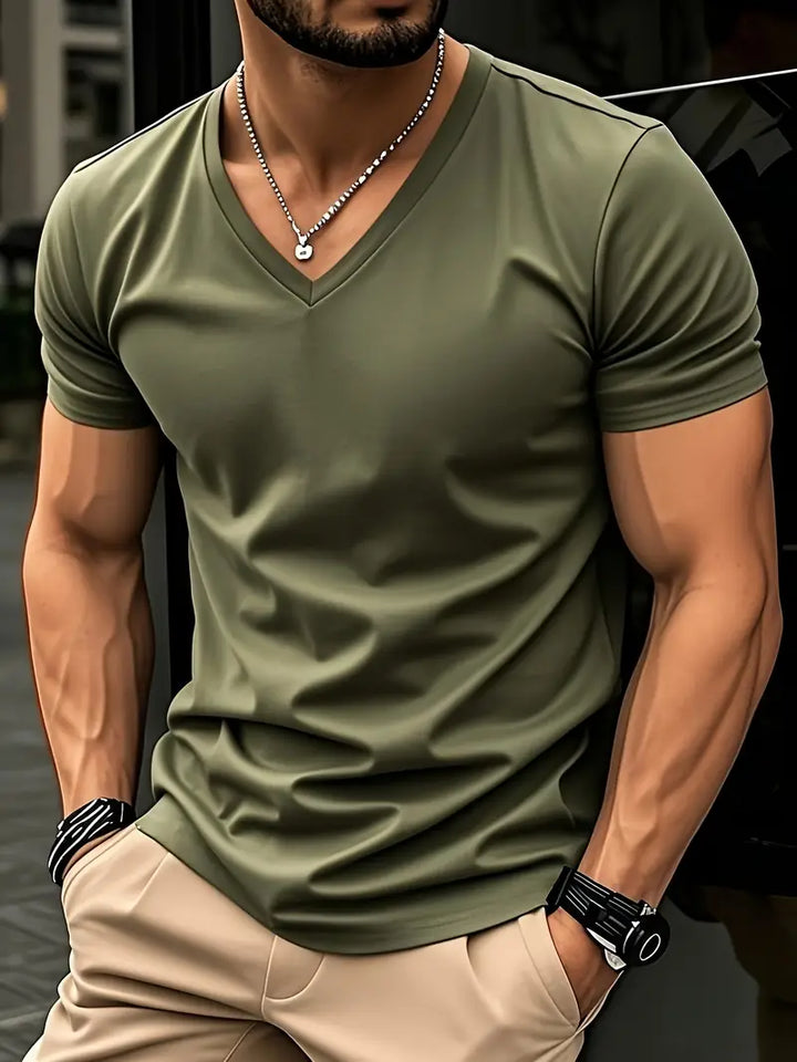 T-shirt alla moda a maniche corte